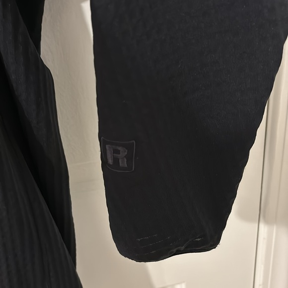 Patagonia 1/4 zip base layer - Picture 5 of 7